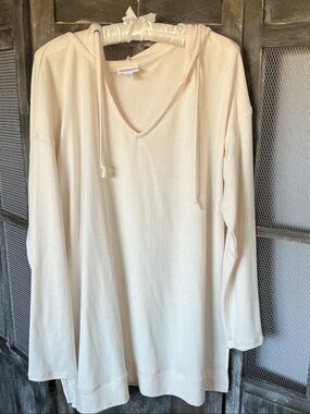 LuLaRoe Eliza style hoodie